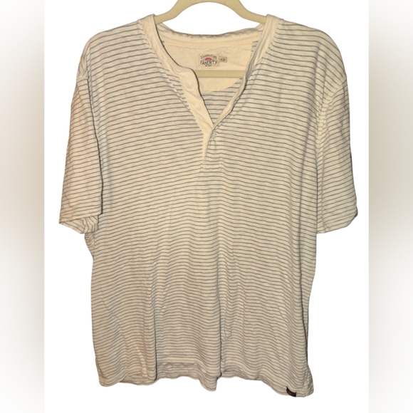 Faherty Short-Sleeve Sunwashed Henley - Picture 2 of 3